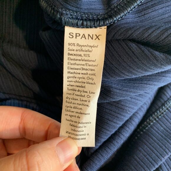Spanx Tank Top Womens 3X Plus Navy Scoop Neck Ribbed Knit Stretch Sleeveless - Picture 11 of 14